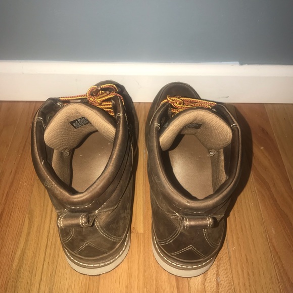 Men's L.L Bean Stonington boots. Barely ever worn. - Picture 4 of 5